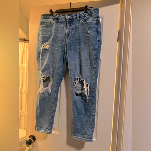 Old Navy WOMEN’s Classic Blue Straight Jeans size 12 - Picture 1 of 6